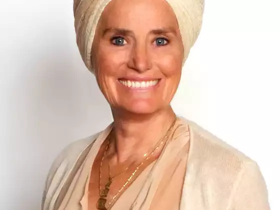 Gurutej Khalsa,
Spirituality, Health & Wellness, Love and Relationships, Yoga, Personal Development & Coaching, Personal Development & Coaching
Expert at Strahlende Erneuerung: Online-Symposium zu Gesundheit, Wellness und Spiritualität im Sommer 2023