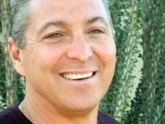 Rich Goldsand,
健康与保健
Expert at 2023 年秋季研讨会